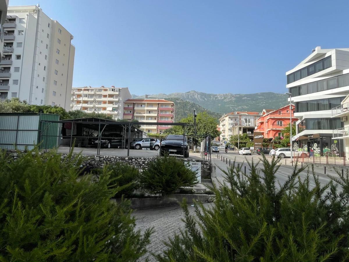 Apartments Zevs Будва Екстер'єр фото