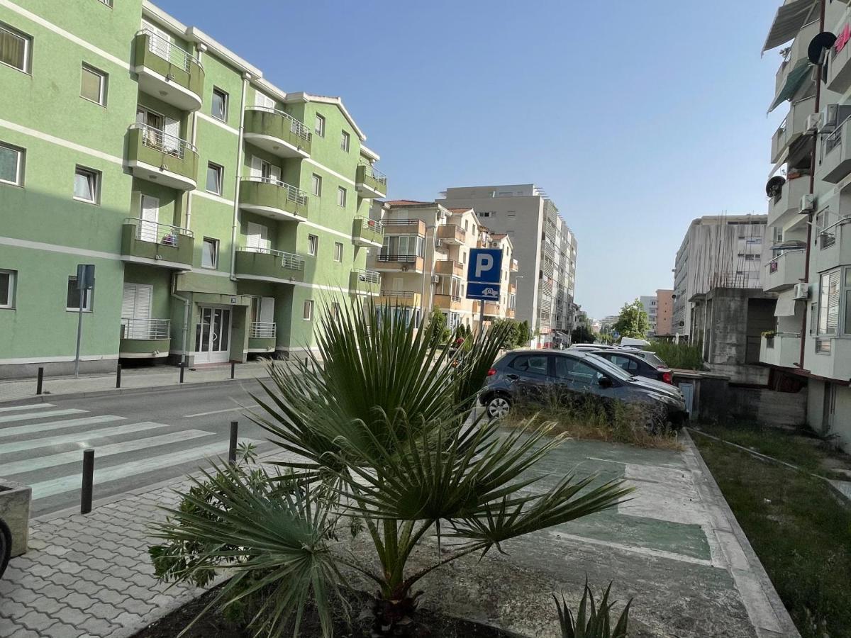 Apartments Zevs Будва Екстер'єр фото