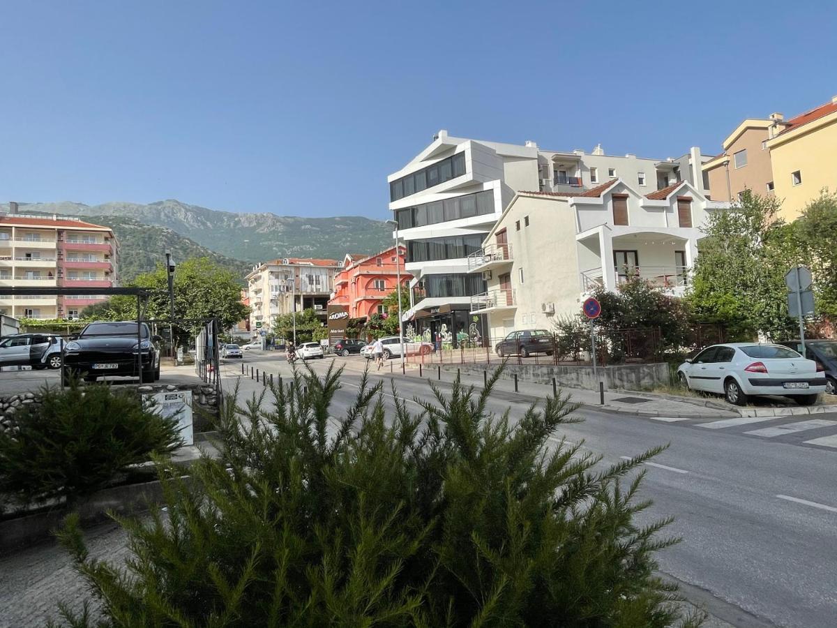 Apartments Zevs Будва Екстер'єр фото